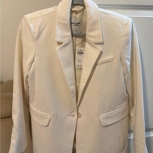Abercrombie & Fitch Women's Off-White Blazer